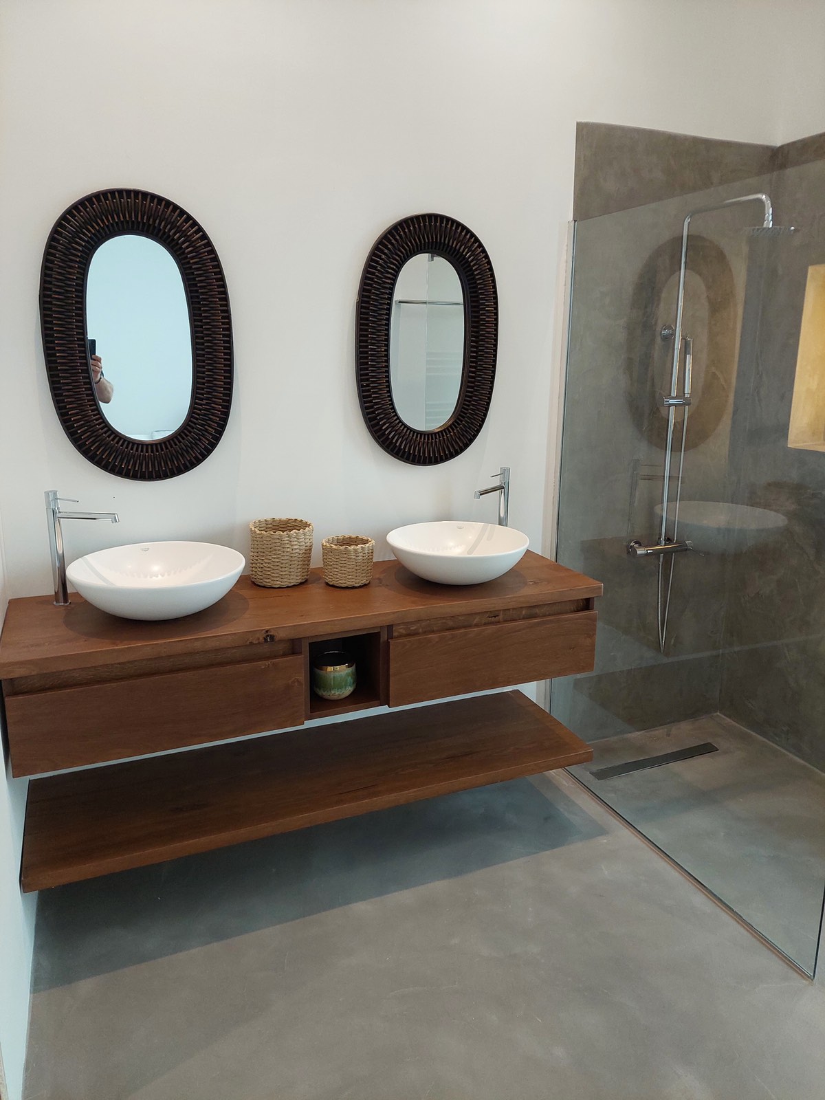 adamopoylosCreations (1)